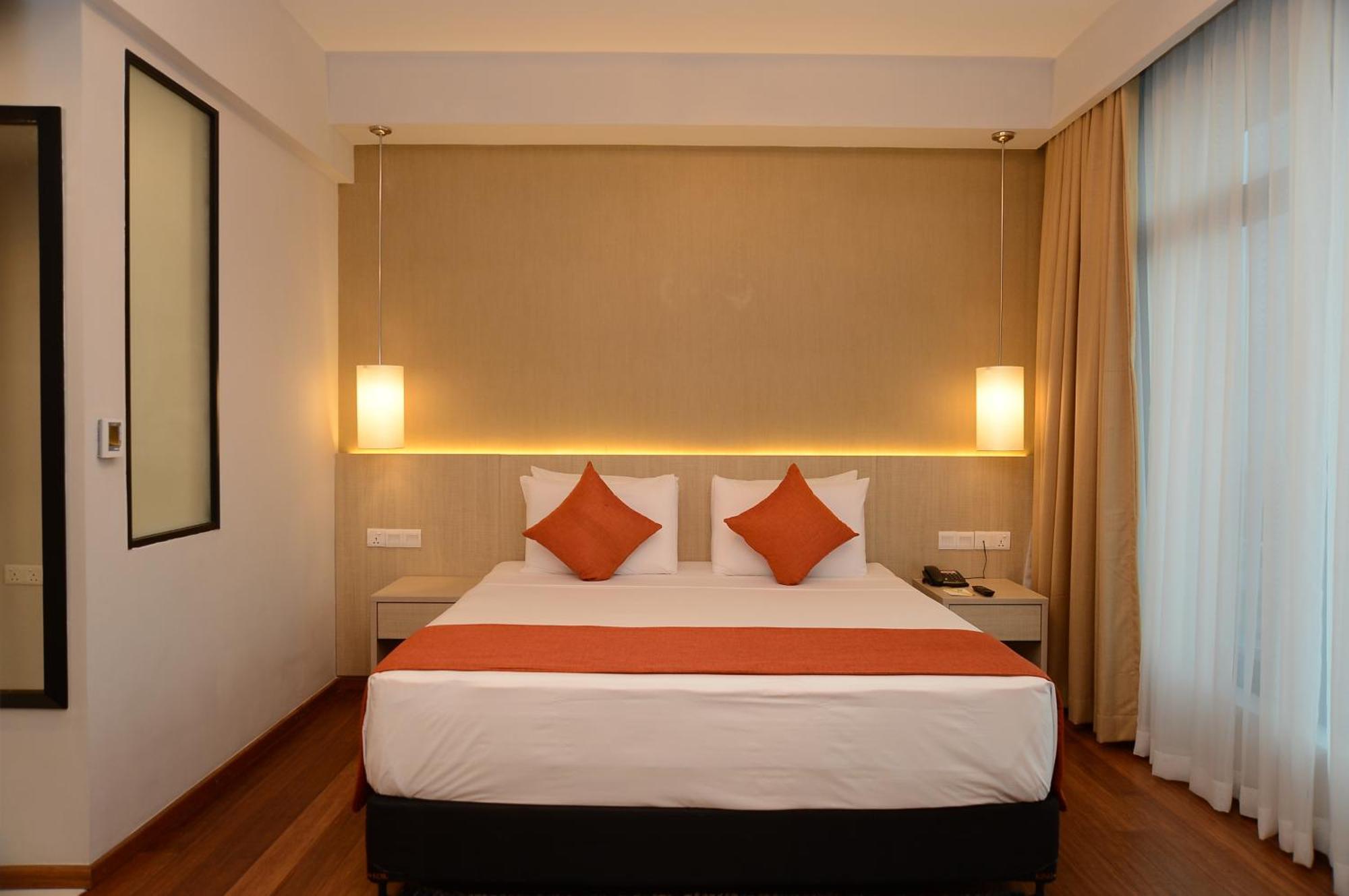 อนาร์วา เมาน์ ลาวิเนีย Hotel Dehiwala-Mount Lavinia ภายนอก รูปภาพ