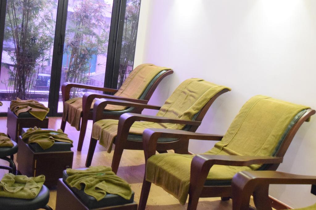 อนาร์วา เมาน์ ลาวิเนีย Hotel Dehiwala-Mount Lavinia ภายนอก รูปภาพ