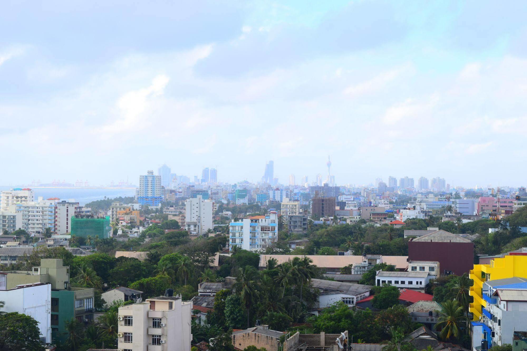 อนาร์วา เมาน์ ลาวิเนีย Hotel Dehiwala-Mount Lavinia ภายนอก รูปภาพ