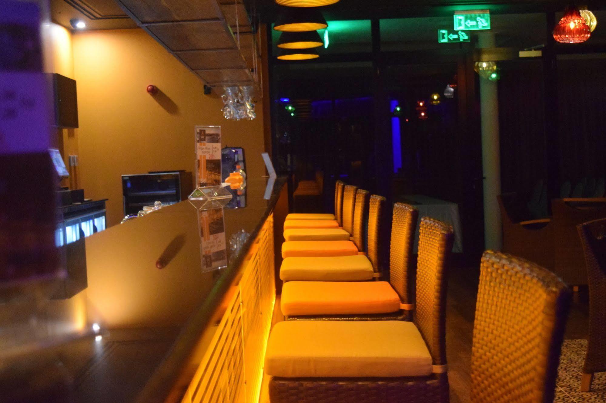 อนาร์วา เมาน์ ลาวิเนีย Hotel Dehiwala-Mount Lavinia ภายนอก รูปภาพ