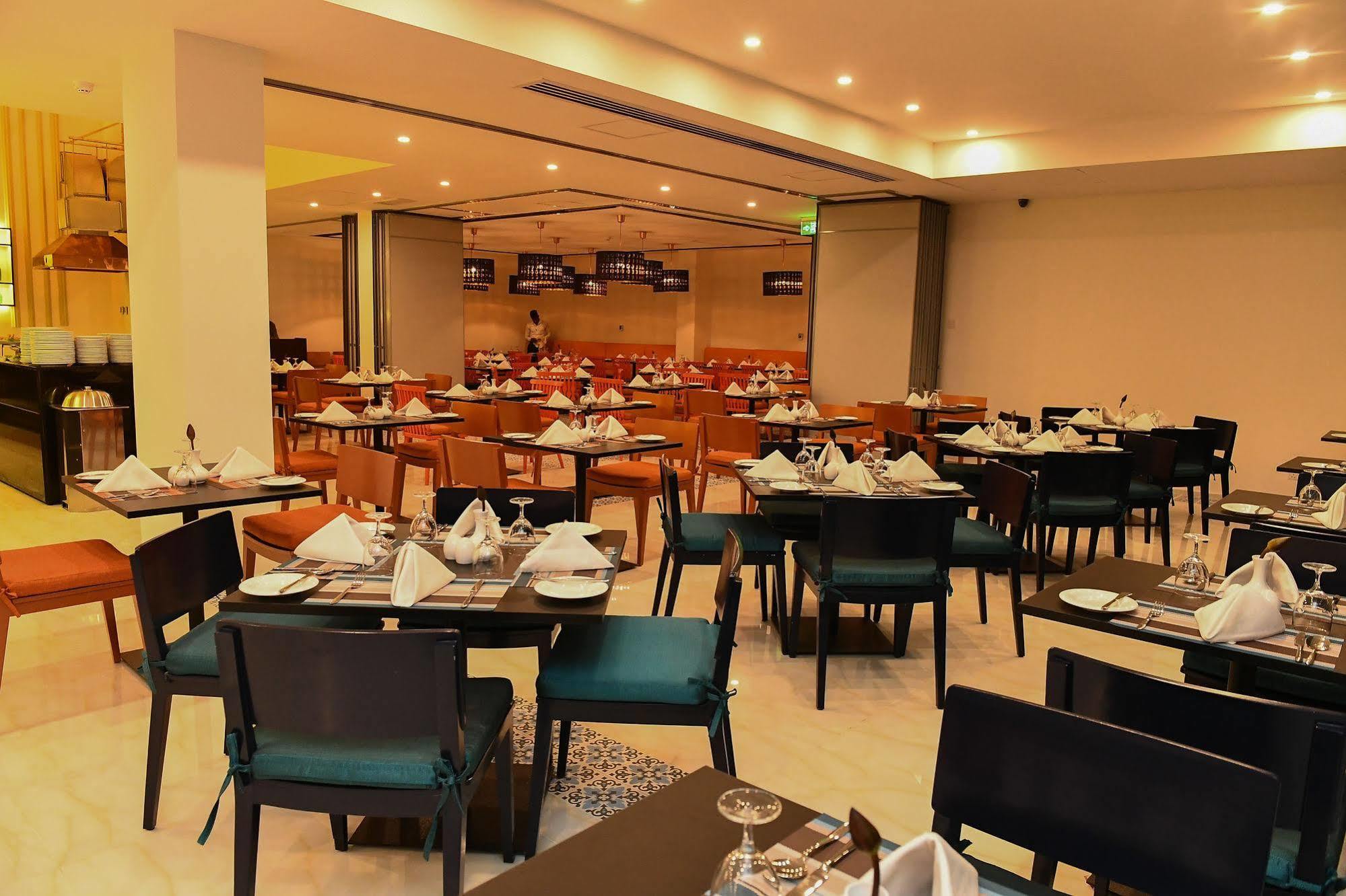 อนาร์วา เมาน์ ลาวิเนีย Hotel Dehiwala-Mount Lavinia ภายนอก รูปภาพ