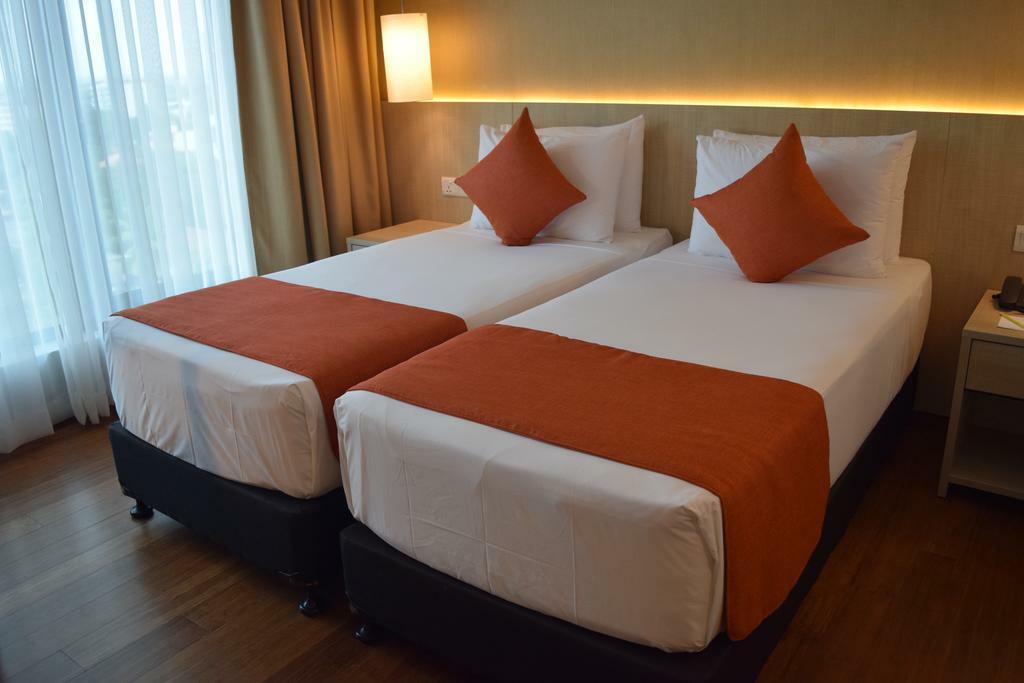 อนาร์วา เมาน์ ลาวิเนีย Hotel Dehiwala-Mount Lavinia ภายนอก รูปภาพ
